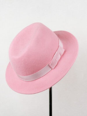 Fedora hat in pink