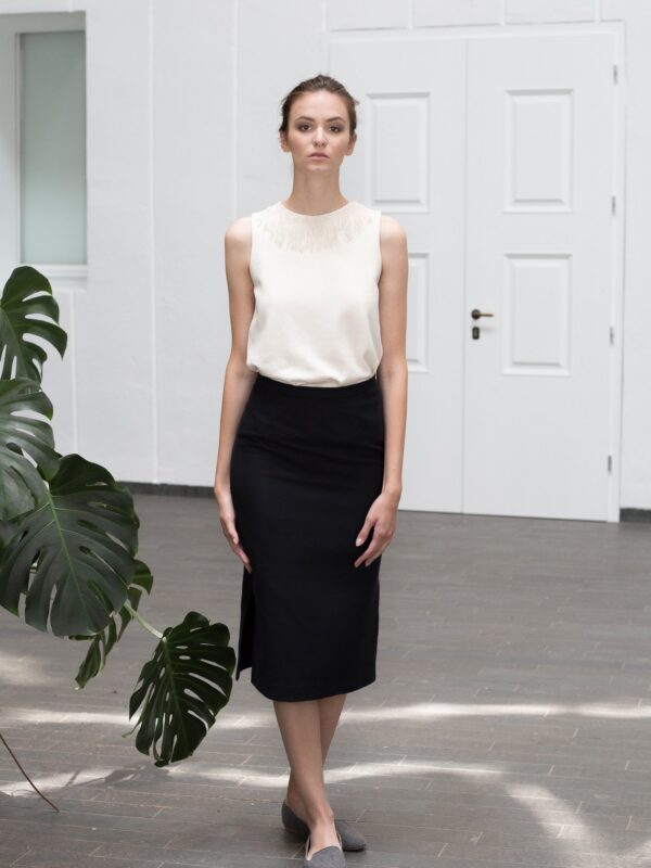 Side cut pencil skirt