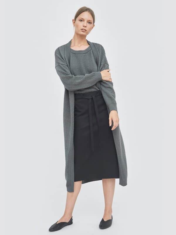 Skirt with a belt