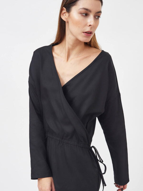 String wrap dress