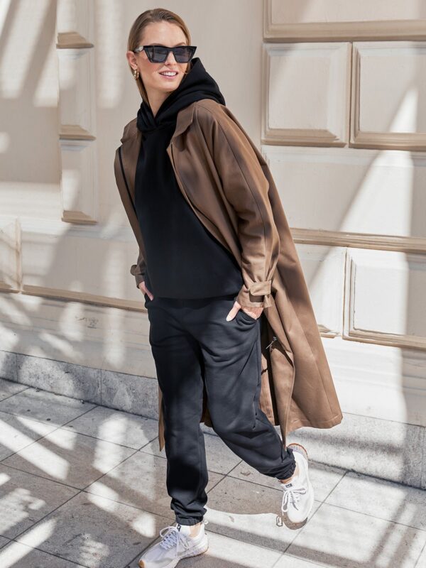 Water-resistant standing collar coat